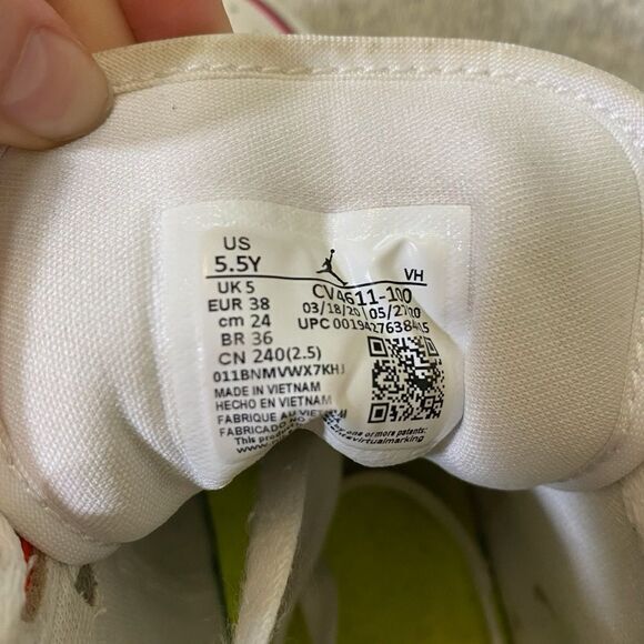 Nike Jordan 1 Women's Sneakers White Neon Pink Mid Edge Glow Size 5.5 Y 7 Womens - Picture 6 of 10